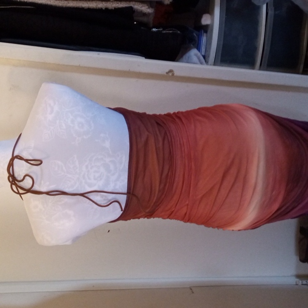 Ombre Ruched Dress - Picture 6 of 15